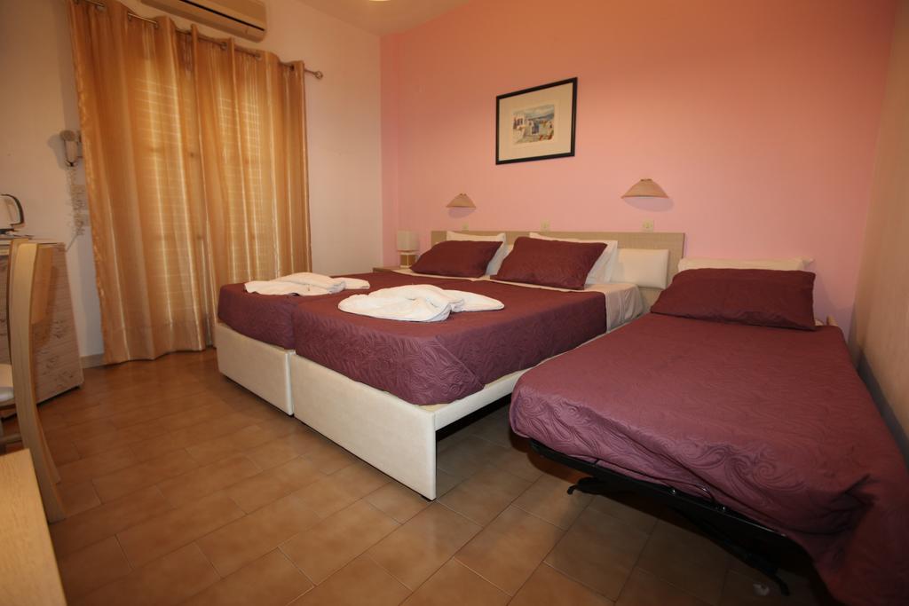 Triple Room,913963420:JPEG